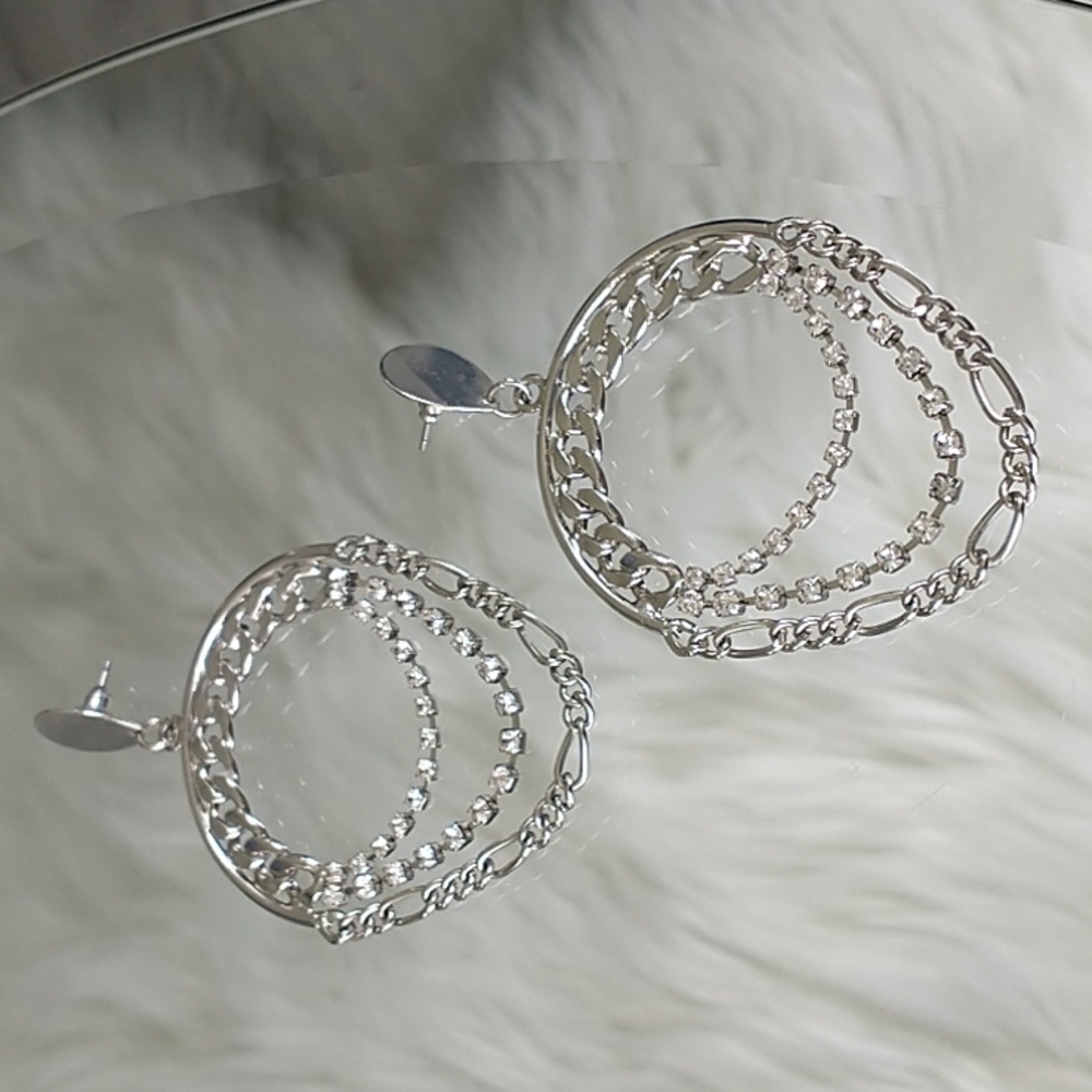 Edgy silver tone chain metal string of rhinestones dangling earrings